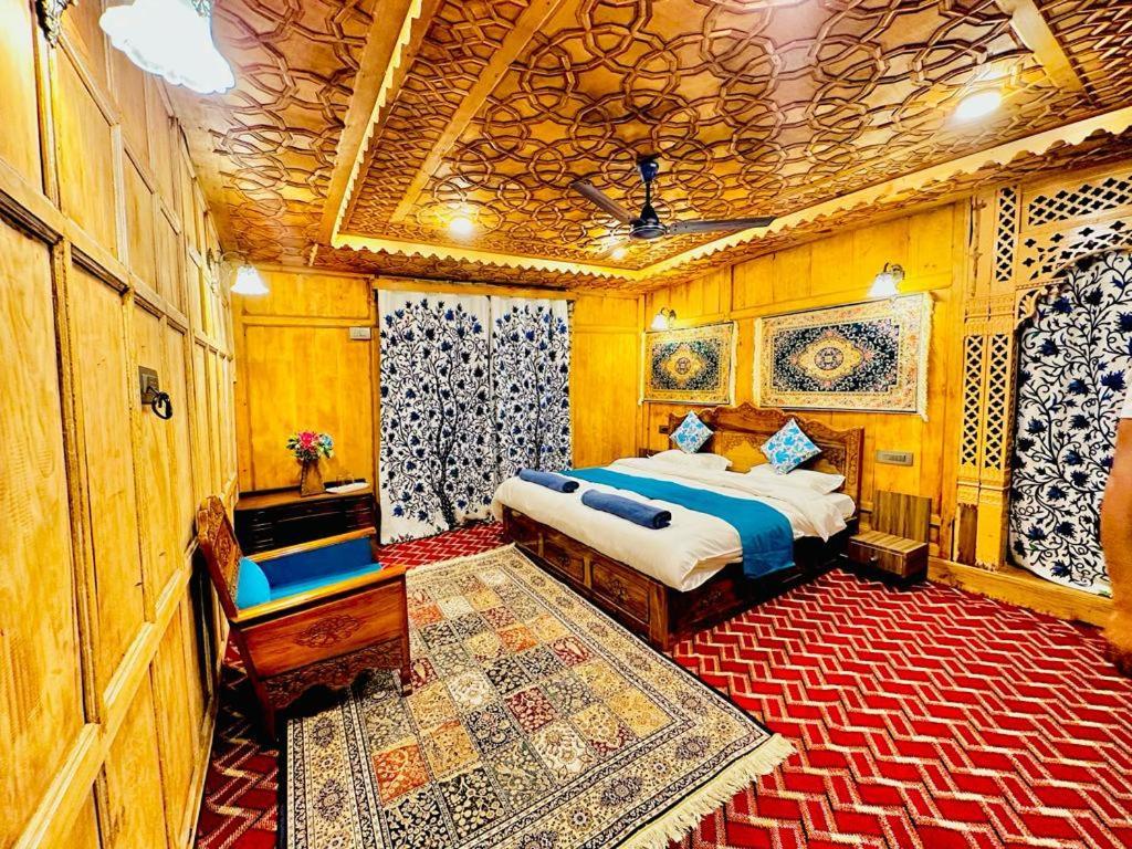 Hotel New Zealand Group Of Houseboats Srīnagar Zewnętrze zdjęcie