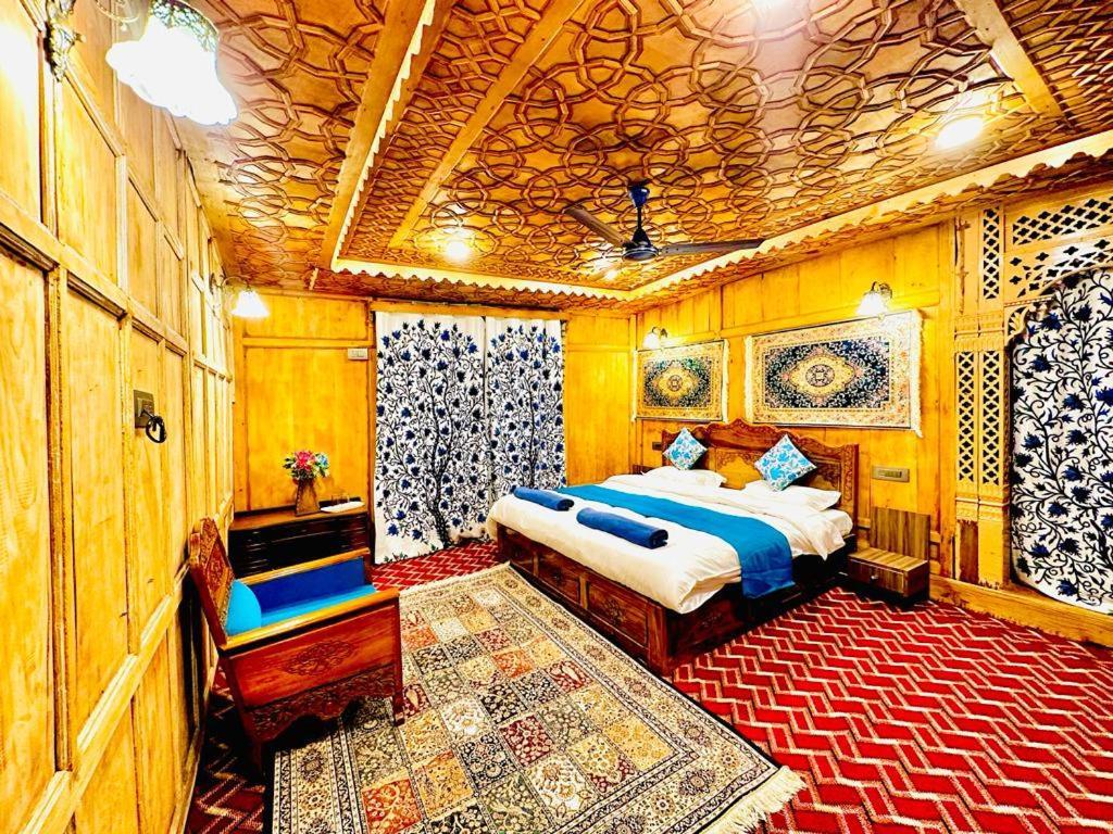 Hotel New Zealand Group Of Houseboats Srīnagar Zewnętrze zdjęcie